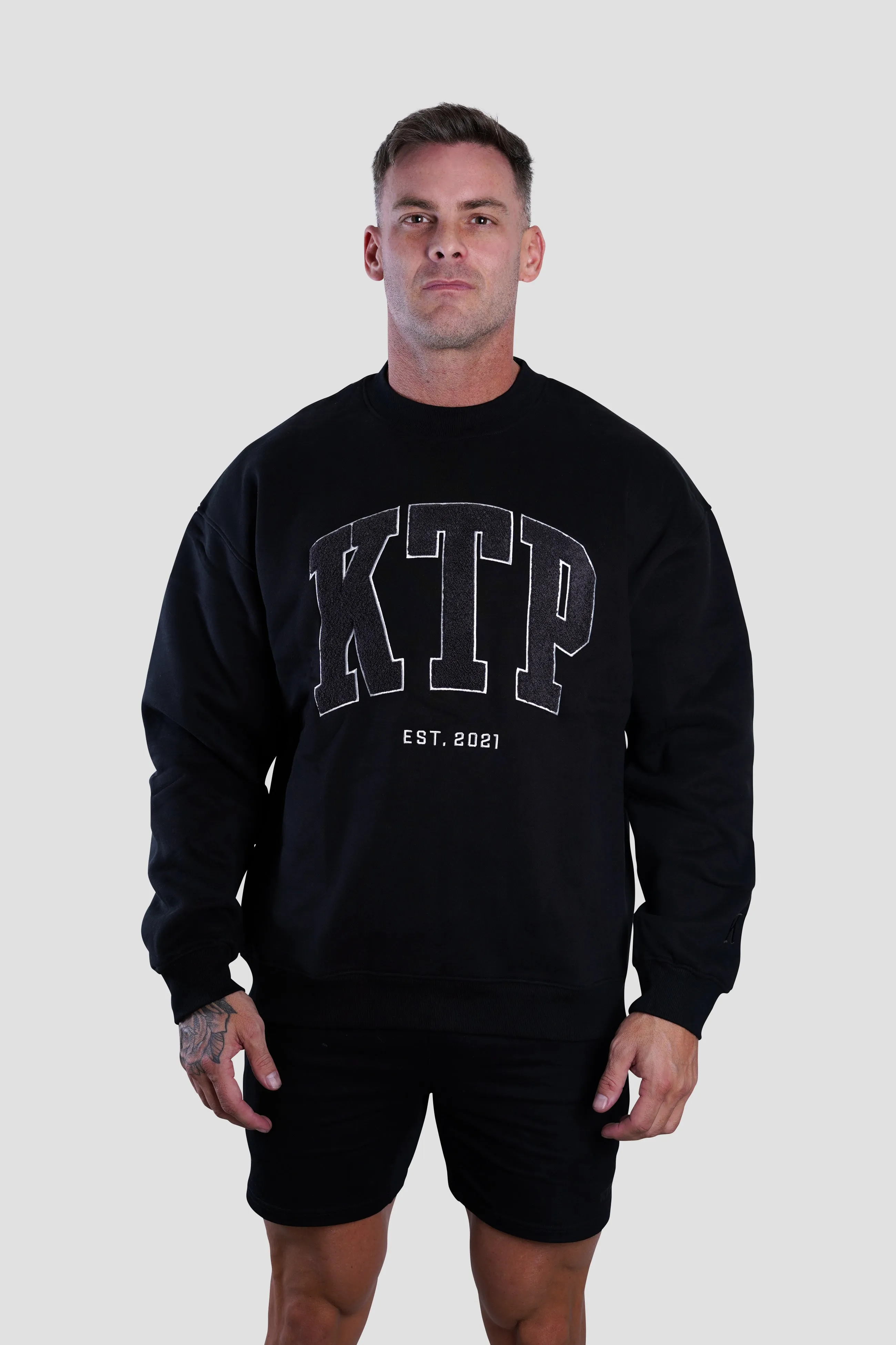 Men’s Season 1 Crew Neck Jumper - Black