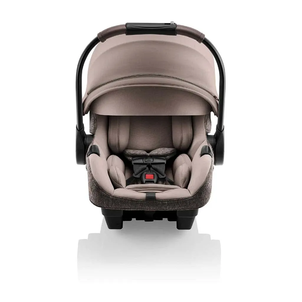 Romer Juni Infant Car Seat with Versa Base